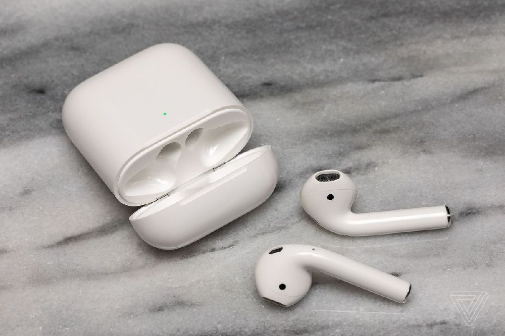 Apple AirPods (2nd Generation) Truly Wireless: Main, 48% OFF